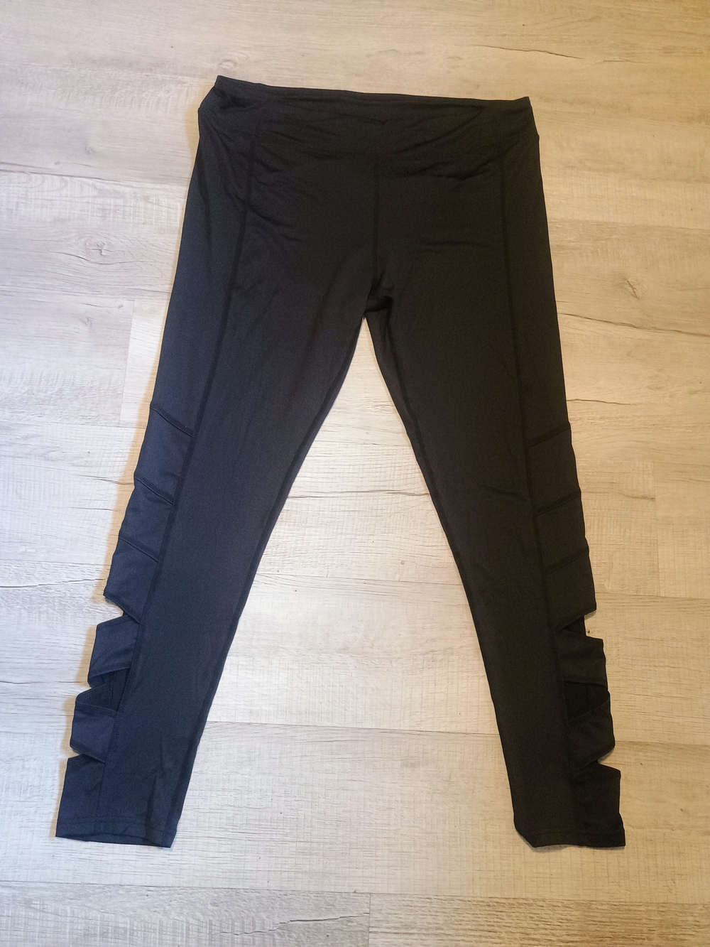 Zone Pro Black Leggings with Side Ruffle Detail